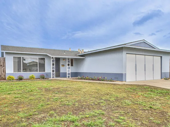 1726 Humboldt Dr, Salinas, CA 93906