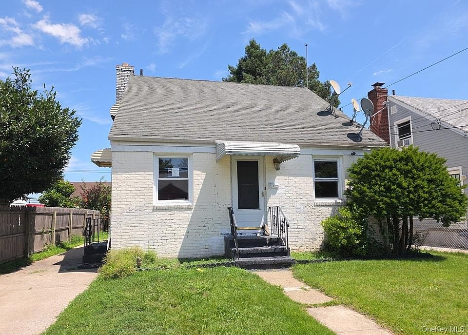 1st image of 299 Locust Avenue