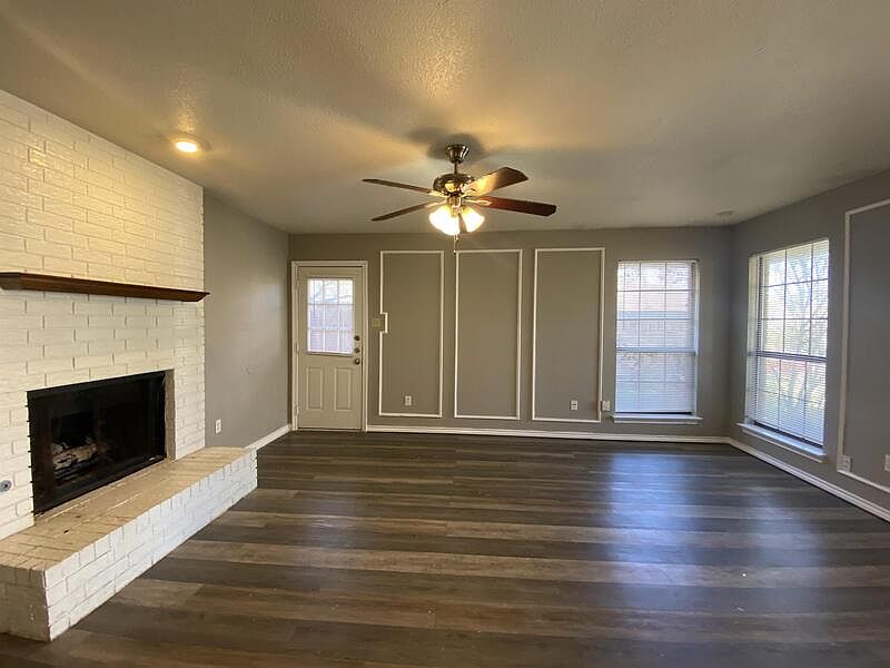 1st image of 2406 Kingsford Ct