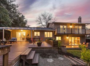 391 Springfield Pl, Moraga, CA 94556