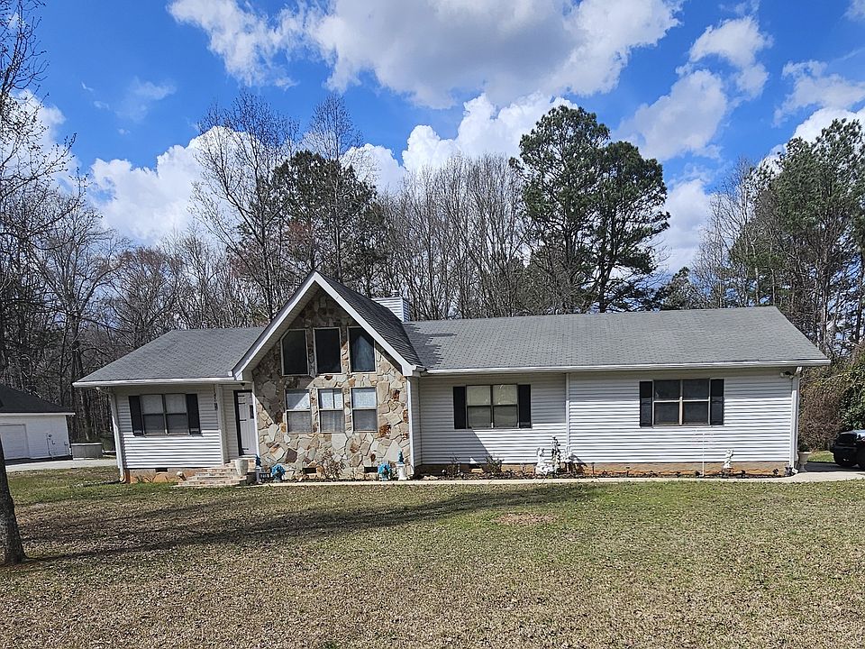 1st image of 215 Carl Parker Rd