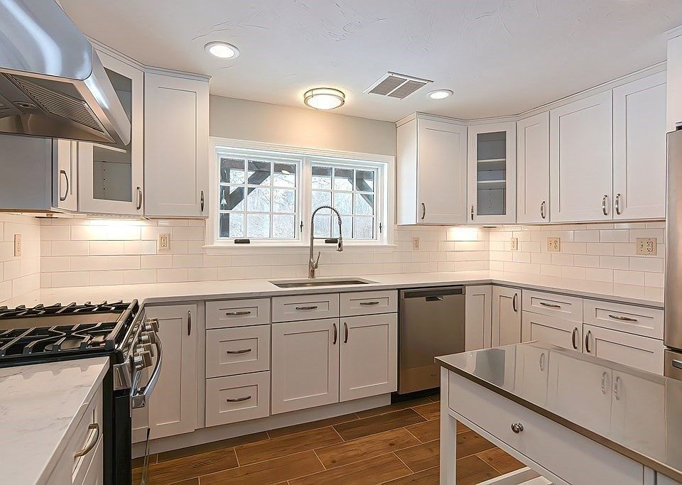 39 Silver Hill Rd, Milford, MA 01757 Zillow