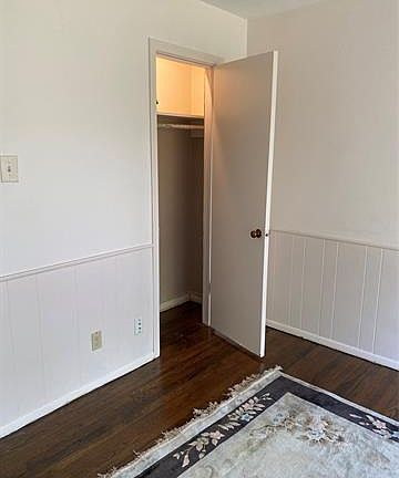 2nd image of 636 Westwood Dr