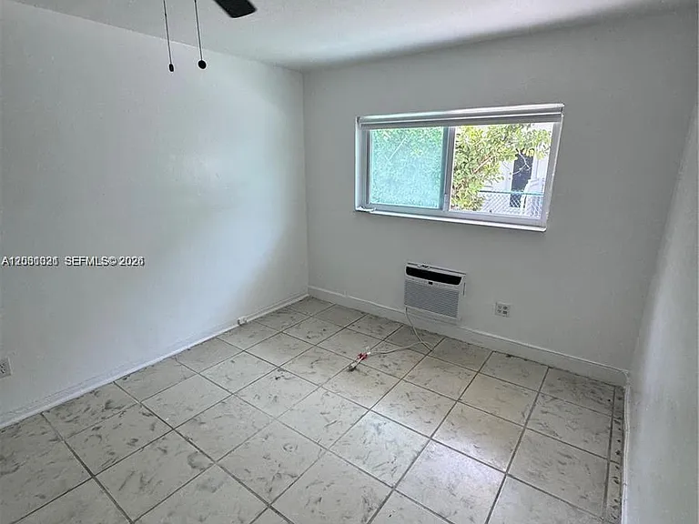1840 S Treasure Dr #3 — Photo 11