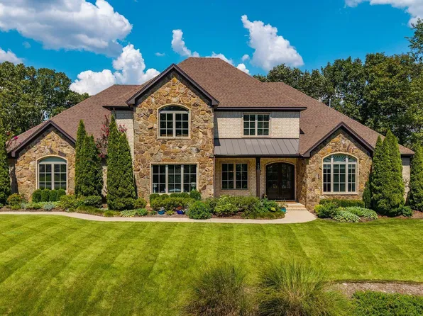 100 Eagle Pass Cv, Little Rock, AR 72211