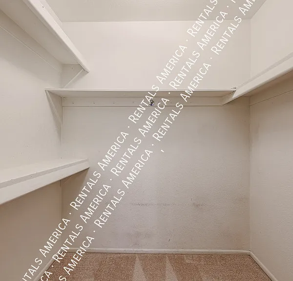 1360 W Esplanade St — Photo 21