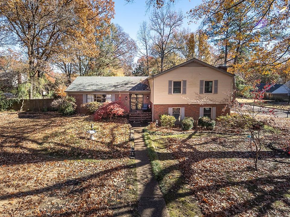 1st image of 2160 Woodside Dr