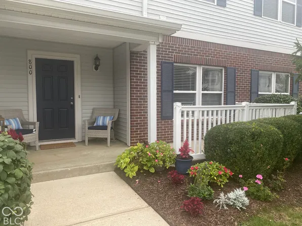 12215 Pebble St Unit 800, Fishers, IN 46038