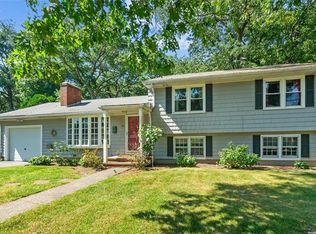 140 Brookhaven Rd, North Kingstown, RI 02852