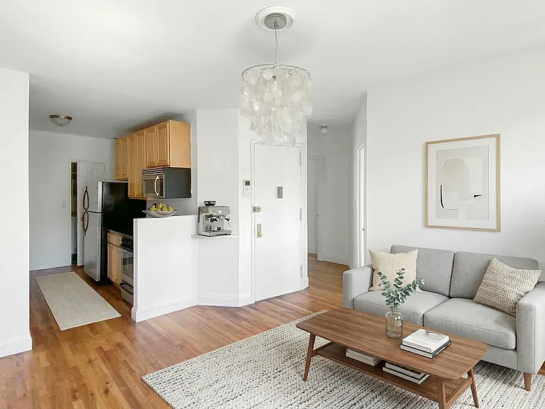 253 E 110th St #4 — Photo 5