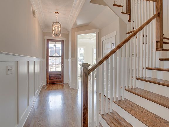 2nd image of 220 Cavanaugh Ln #1294