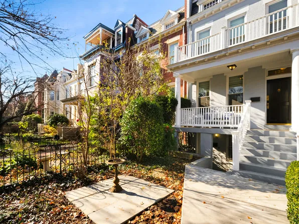 134 12th St NE #2, Washington, DC 20002