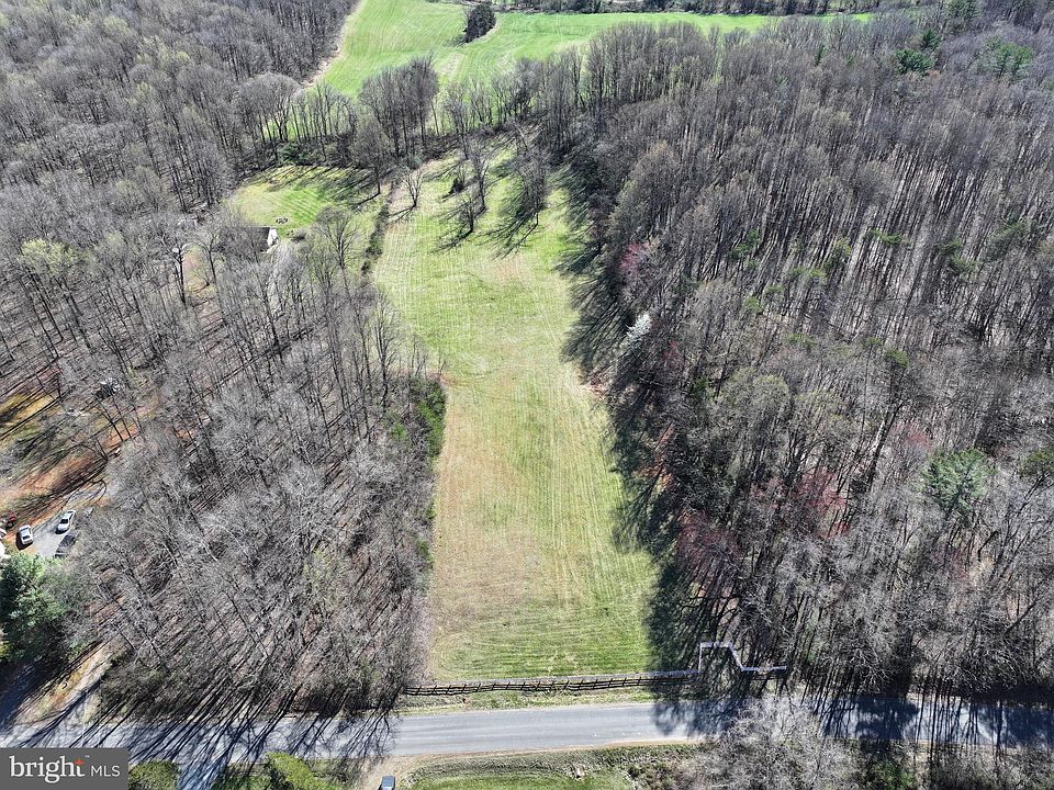 2nd image of 59-30B Tanners Rd