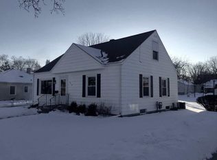 2113 N Division St, Appleton, WI 54911