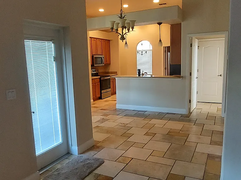 Family, Breakfast Nook & Kitchen View