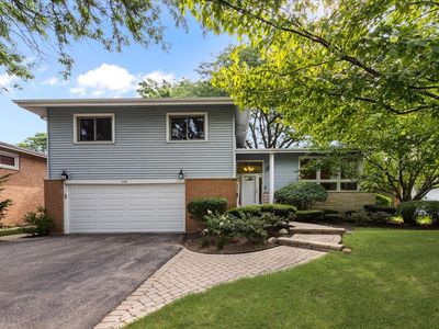 1115 Kenton Rd, Deerfield, IL, 60015