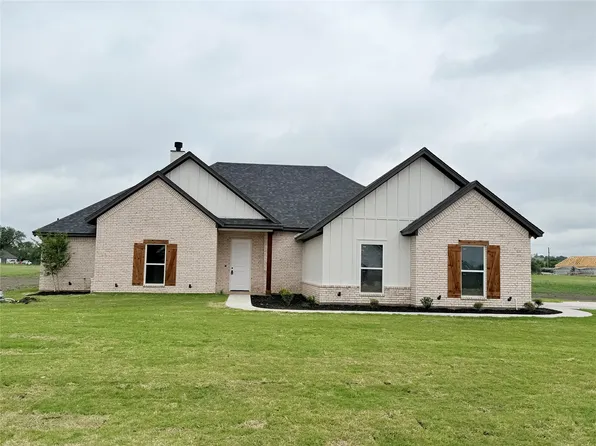 1013 Sabrina Ct, Weatherford, TX 76085