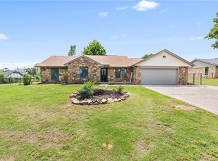1267 Kingbird Ln, Choctaw, OK 73020