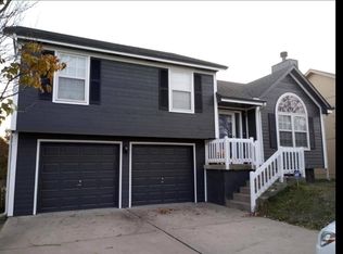 207 NW 112th Ter, Kansas City, MO 64155