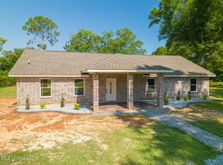 14715 McGregor Rd, Vancleave, MS 39565