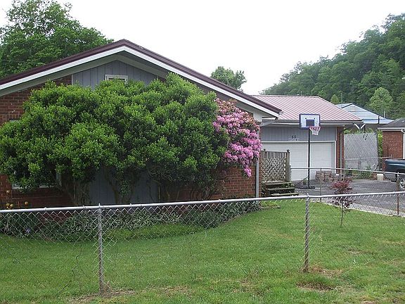 3rd image of 55 Rosiland St