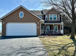 207 Hastings Way SW, Poplar Grove, IL 61065