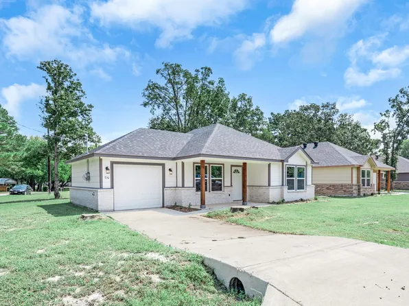 716 Hemlock Dr, Quinlan, TX 75474