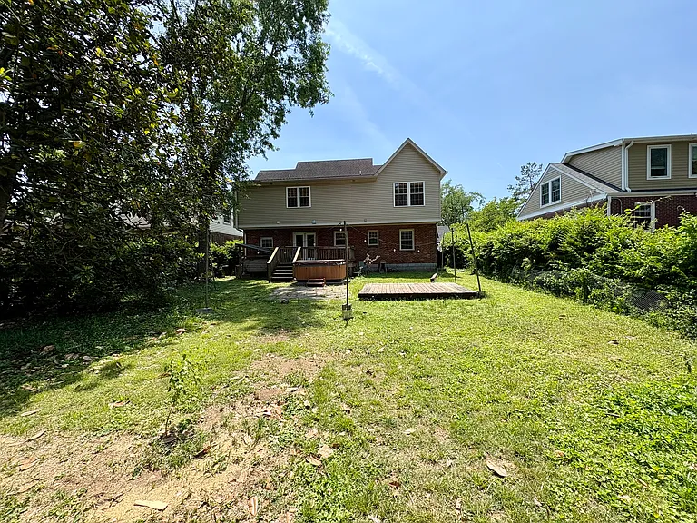 1233 Plymouth Ave — Photo 59