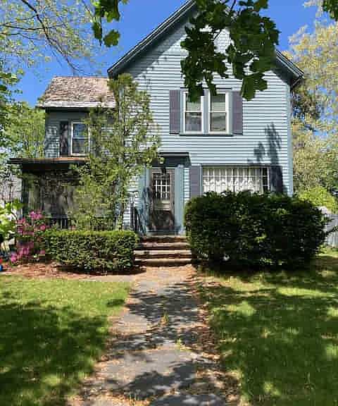97 Locust St — Photo 1