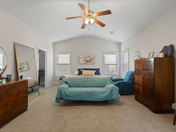 3rd image of 253 Woodward Way