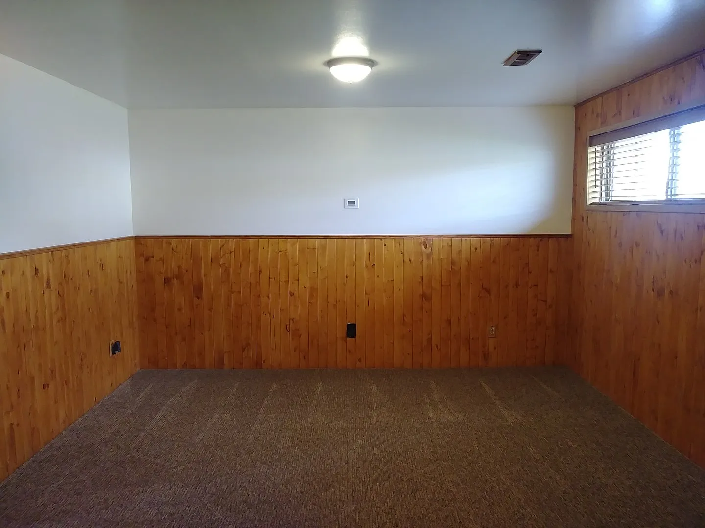Awesome 4 Bed 2.5 Bath House — Photo 3