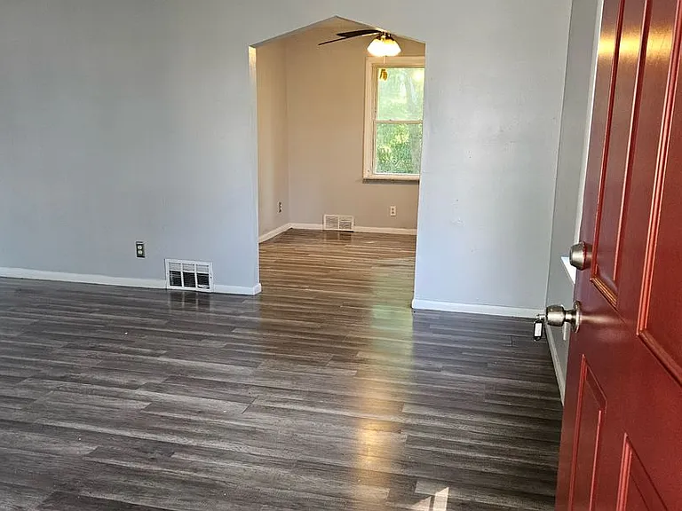 7347 Curtis St — Photo 2