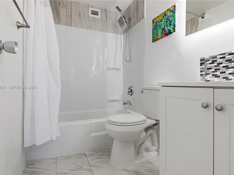 801 Brickell Bay Dr #764L — Photo 15