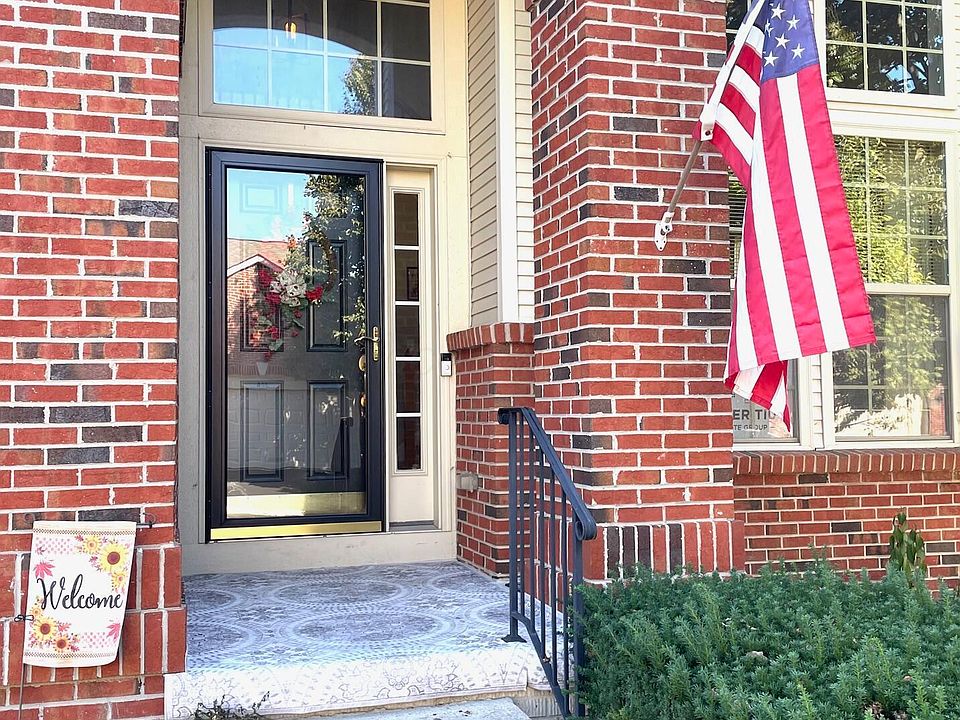 1st image of 307 Belstone St