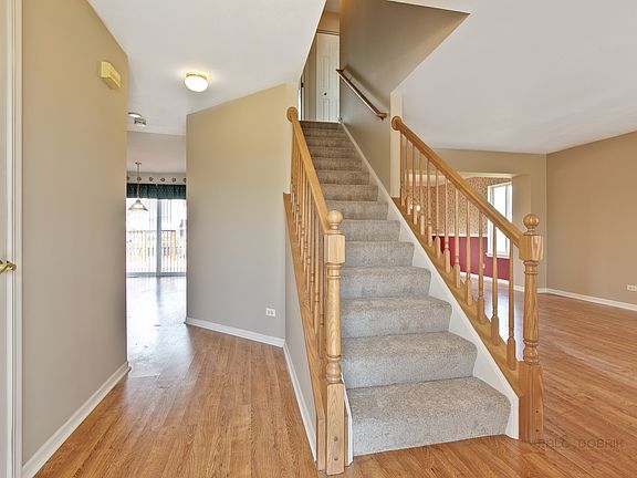 4th image of 1274 E Komar Ln