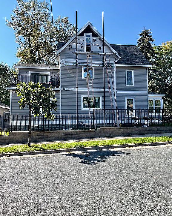 1st image of 2424 Aldrich Ave N