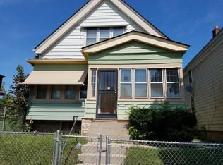 2110 W Keefe Ave, Milwaukee, WI 53206