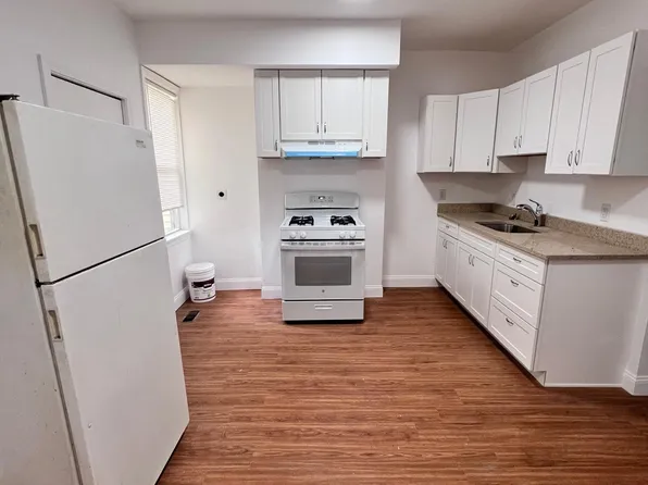 26 West St APT 1, Everett, MA 02149