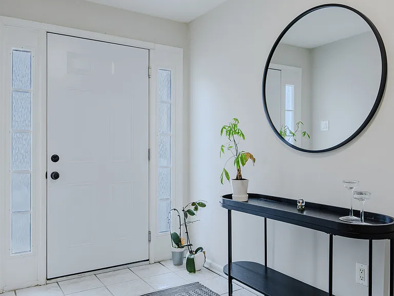 8608 Lark Pl — Photo 2