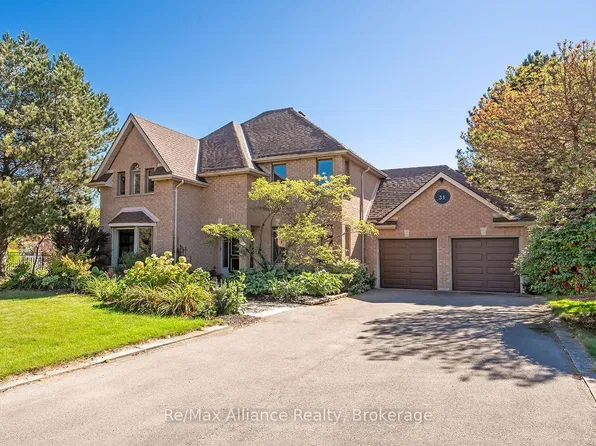 31 Meander Clos, Hamilton, ON L0R 1H1