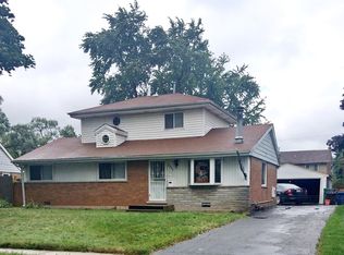 8336 Latrobe Ave, Burbank, IL