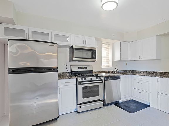 Updated Kitchen
Granite cabinets
Stainless Steel appliances