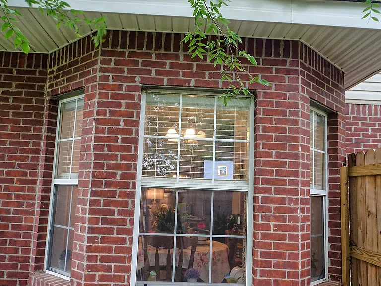 408 Green Tree Pl — Photo 8