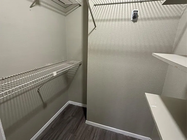 2801 Rio Grande St #208 — Photo 5