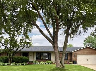 2724 28th Ave, Rock Island, IL 61201