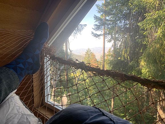 Cargo net cabin loft view