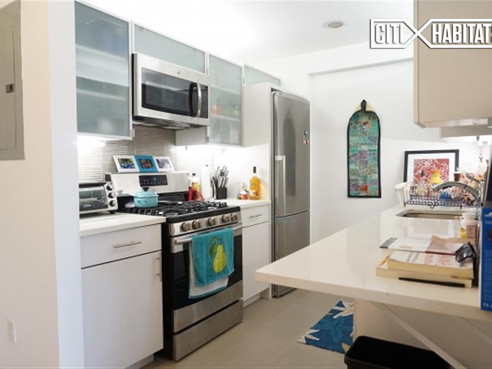 1st image of 222 E 111th St APT 3D
