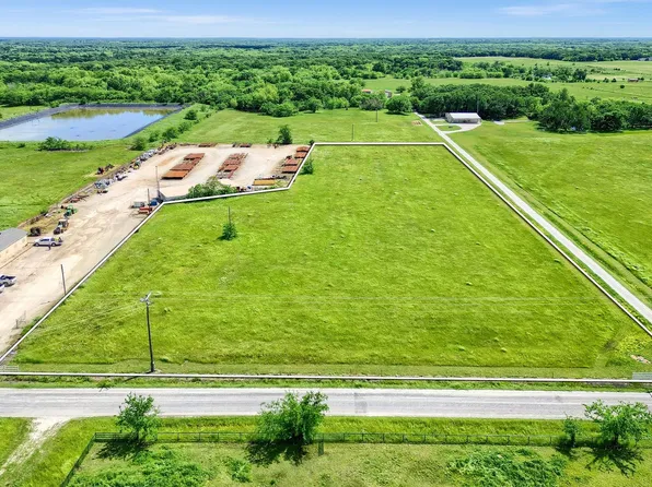 1 Bennett Ln, Sadler, TX 76264