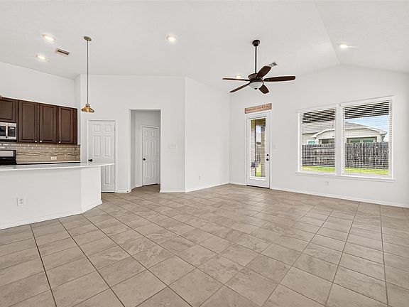 5th image of 25518 Ramsey Heights Way