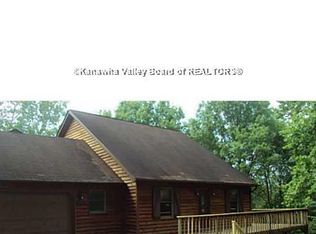 309 Hillcrest Dr, Saint Albans, WV